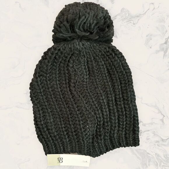 NWT Nordstrom BP. sequin Black Beanie - One Size - Picture 2 of 3